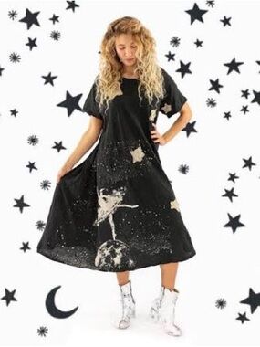 Magnolia Pearl Star Cosmic Ballerina Dress